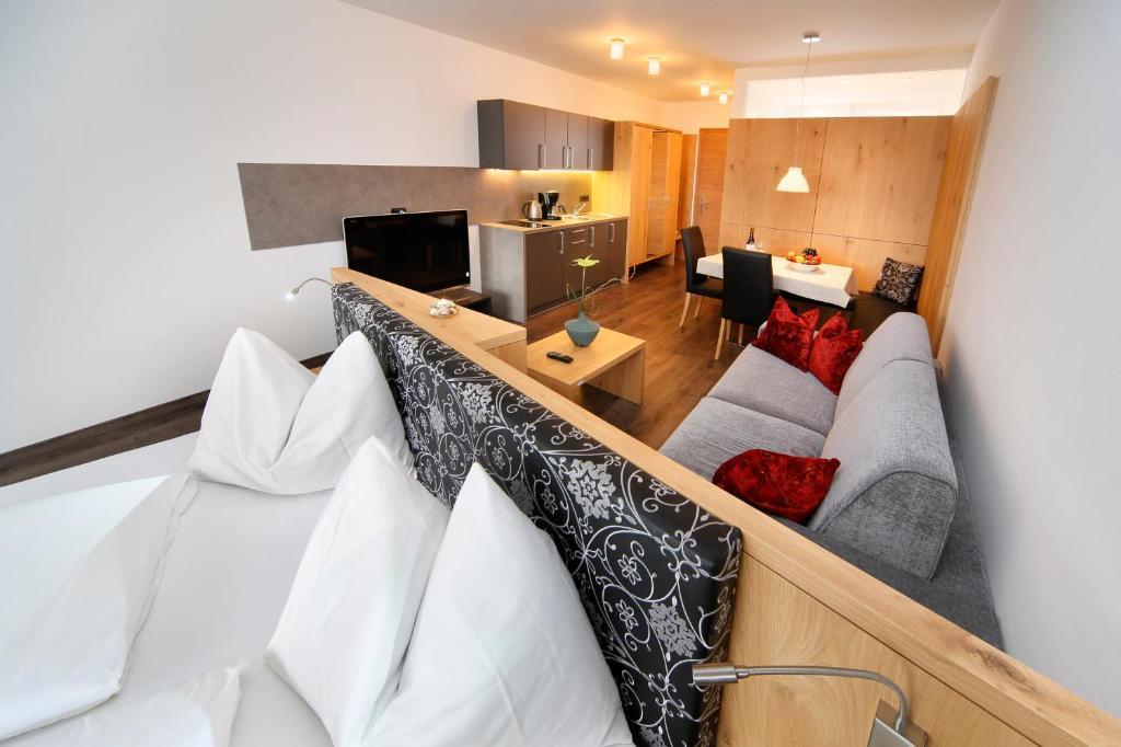 Appartement-Hotel Beatenhof Тироло Стая снимка